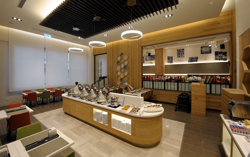 Golden Tulip Glory Fine Hotel 48/60
