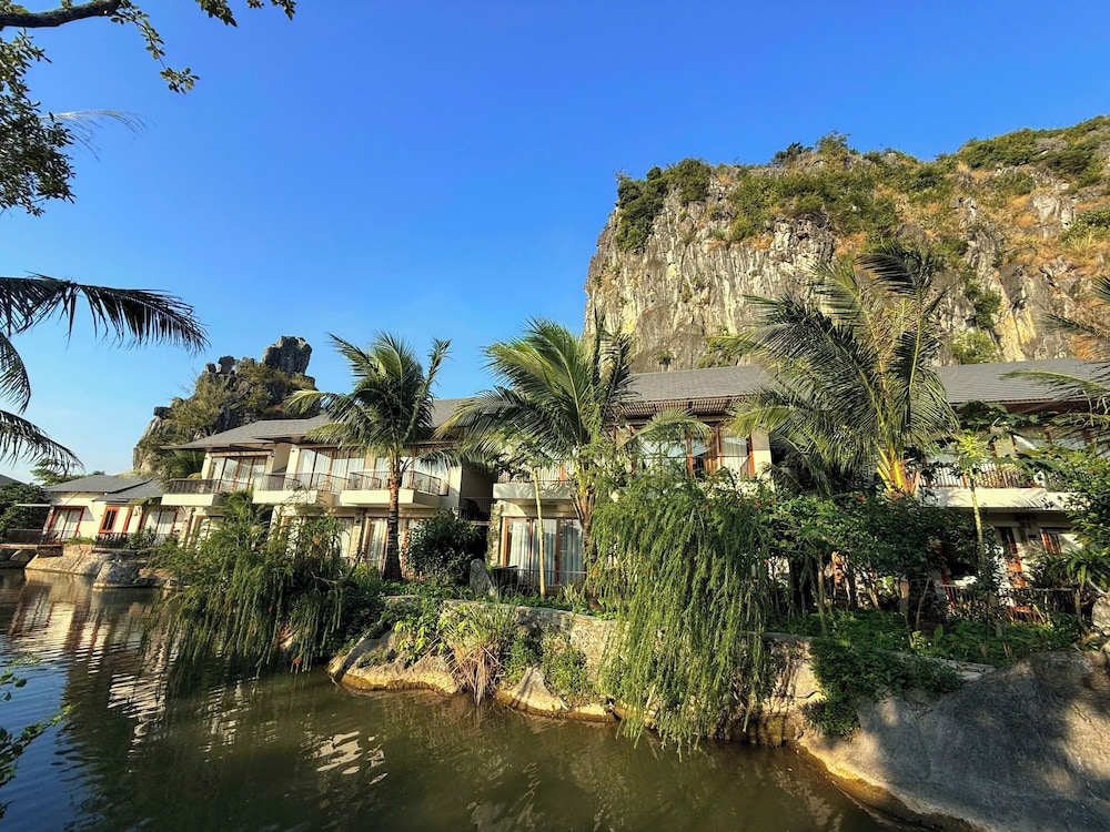 Athena Premier Resort Ninh Bình 42/50