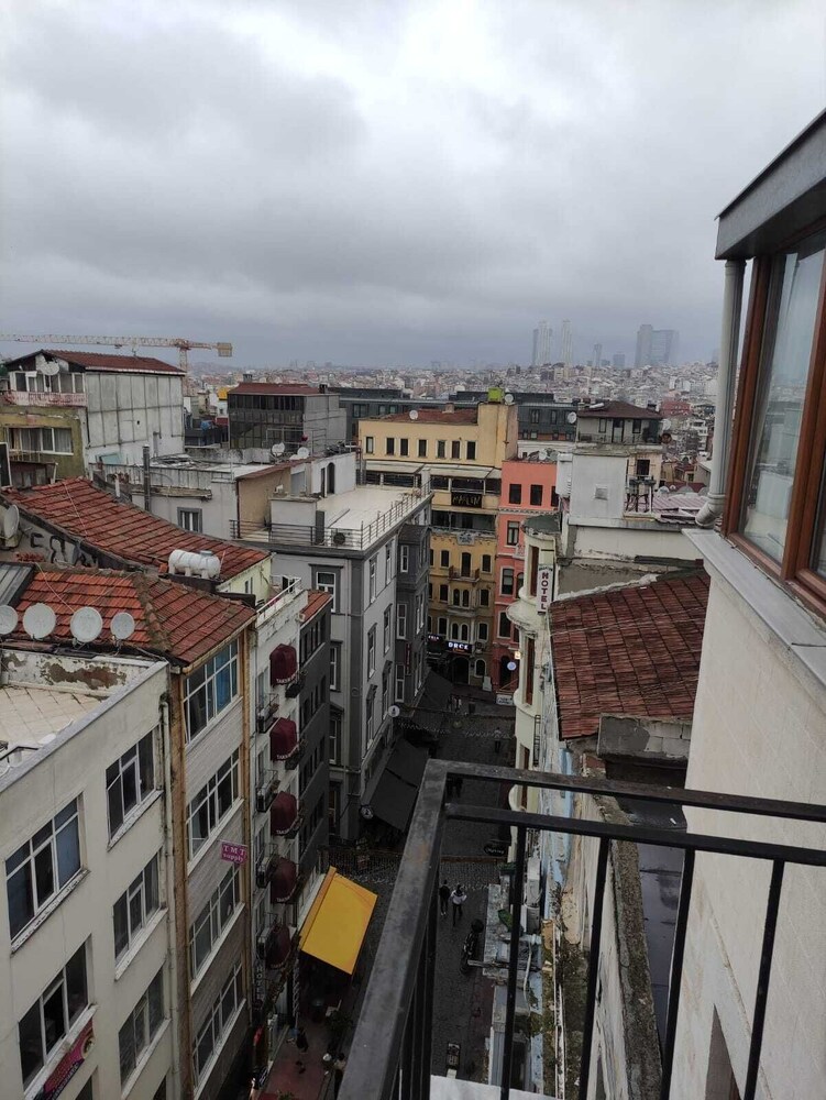 Panda Residence Deluxe Taksim 3/29