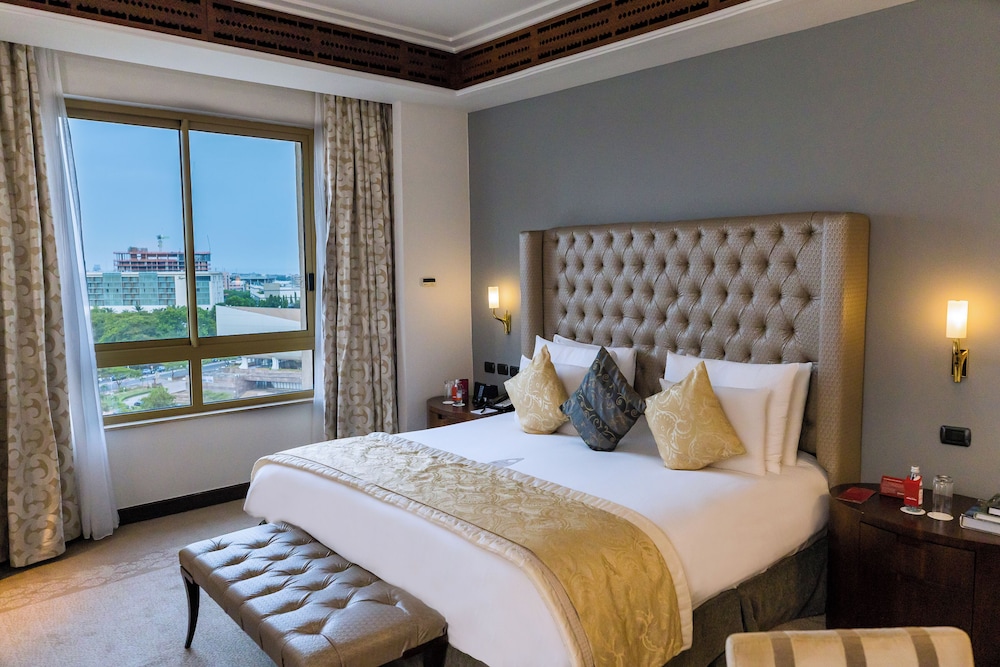 Movenpick Ambassador Hotel Accra 11/50