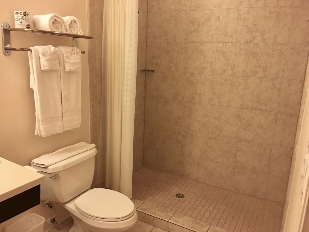 Suites At Sunchase 25/49
