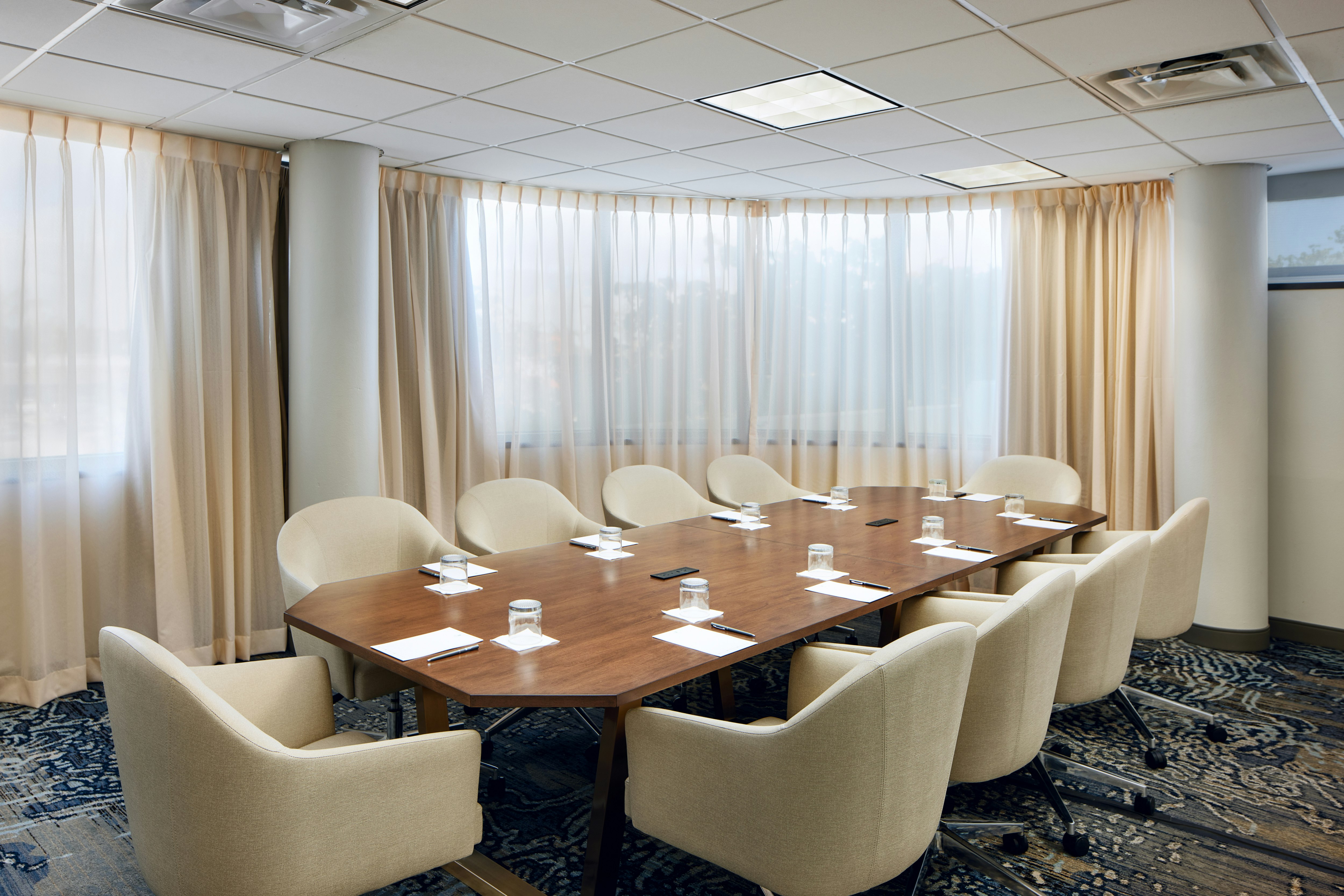Embassy Suites by Hilton West Palm Beach Central 53/56