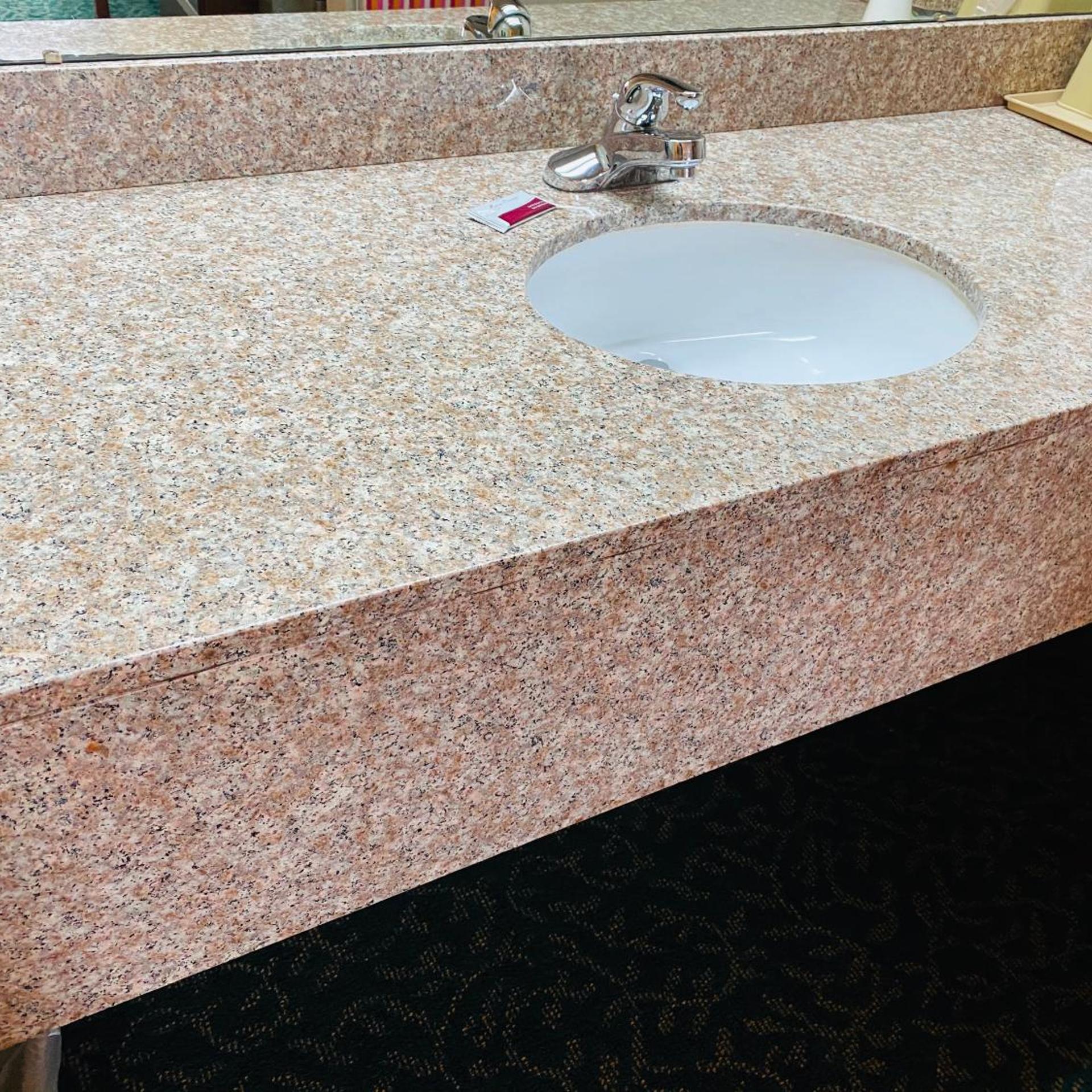 Harrisonville Inn & Suites 27/29