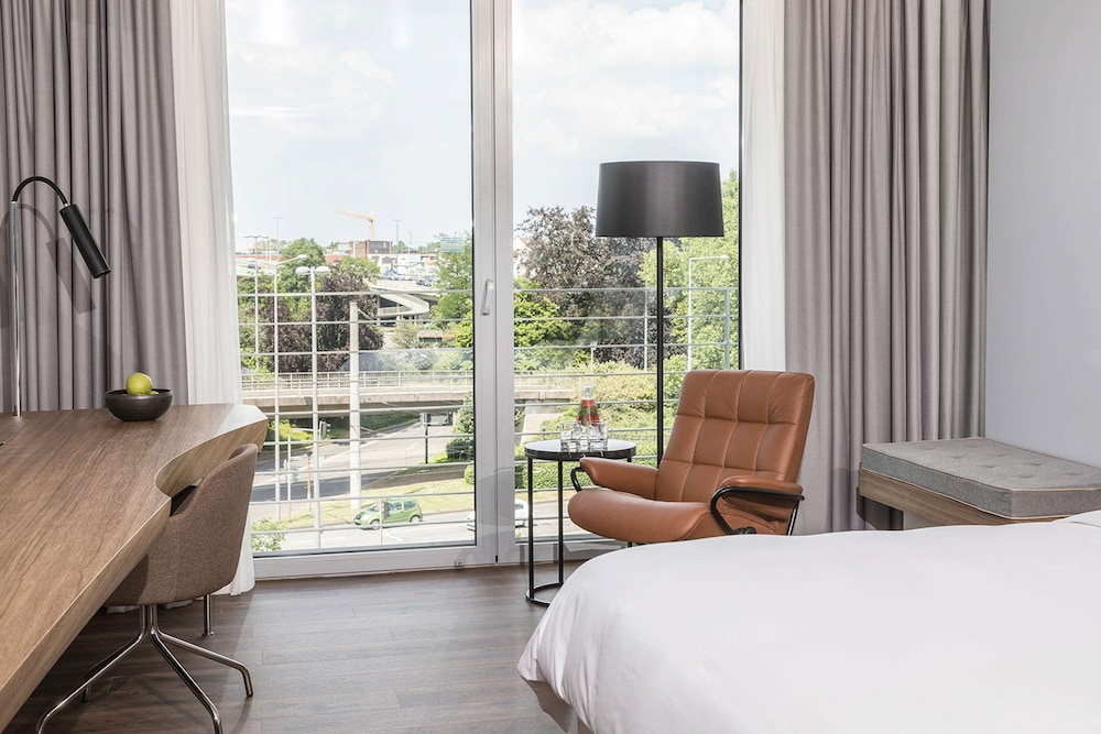 Radisson Blu Hotel Cologne 65/77