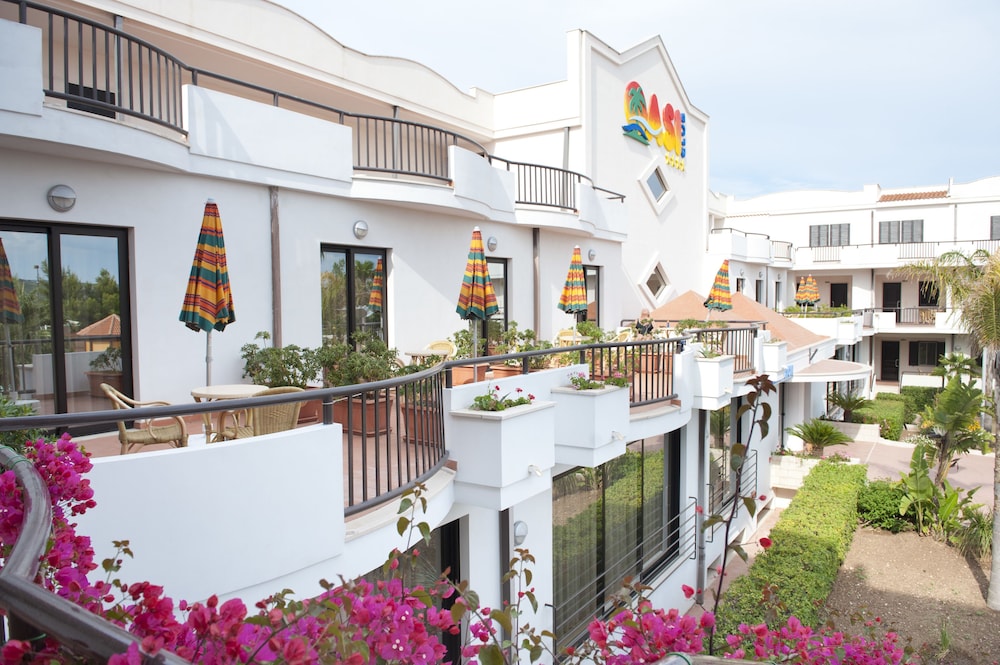 Oasiclub Hotel 42/54