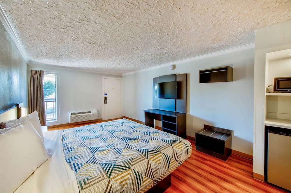 Motel6 Fort Worth, TX - White Settlement 20/41