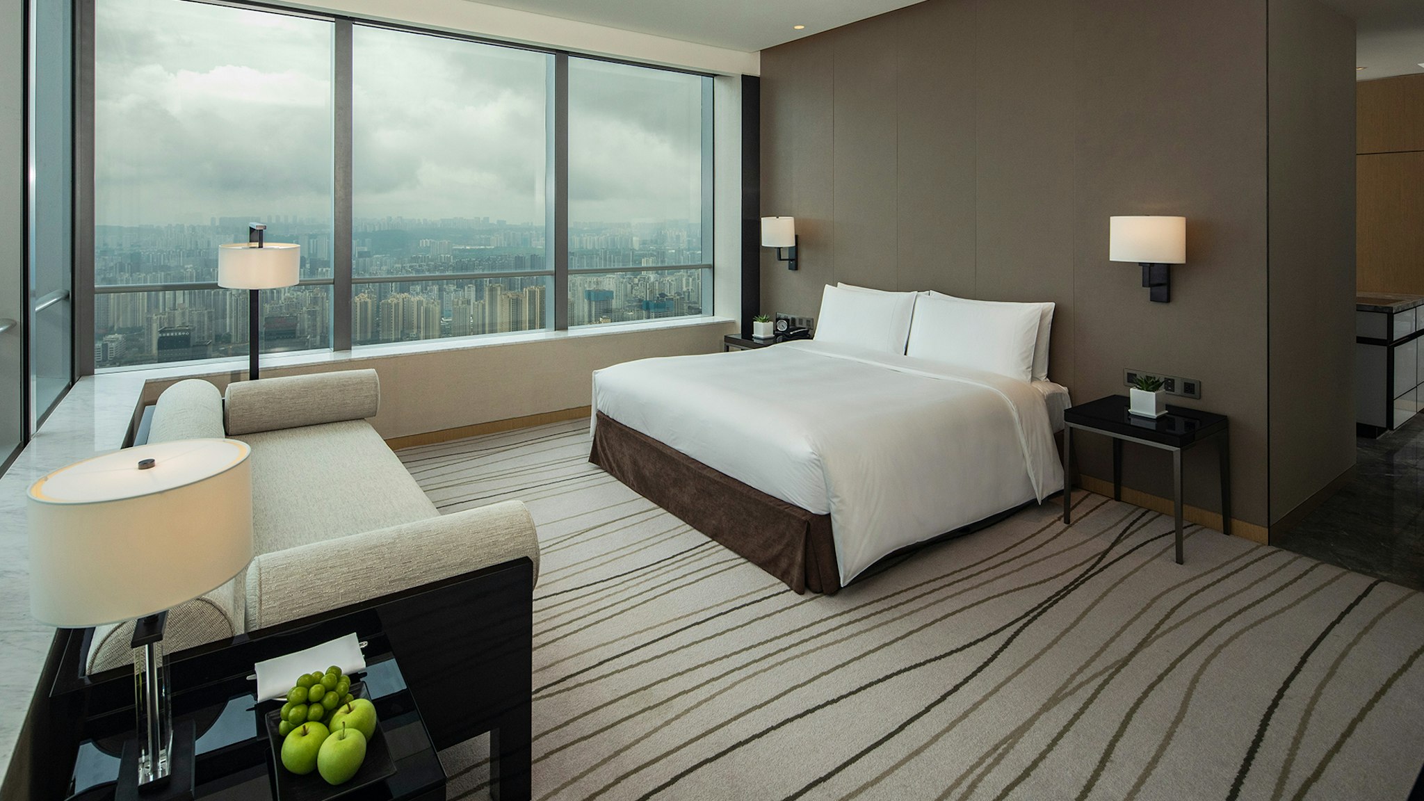 N3, DELUXE, KING BED, CITY VIEW