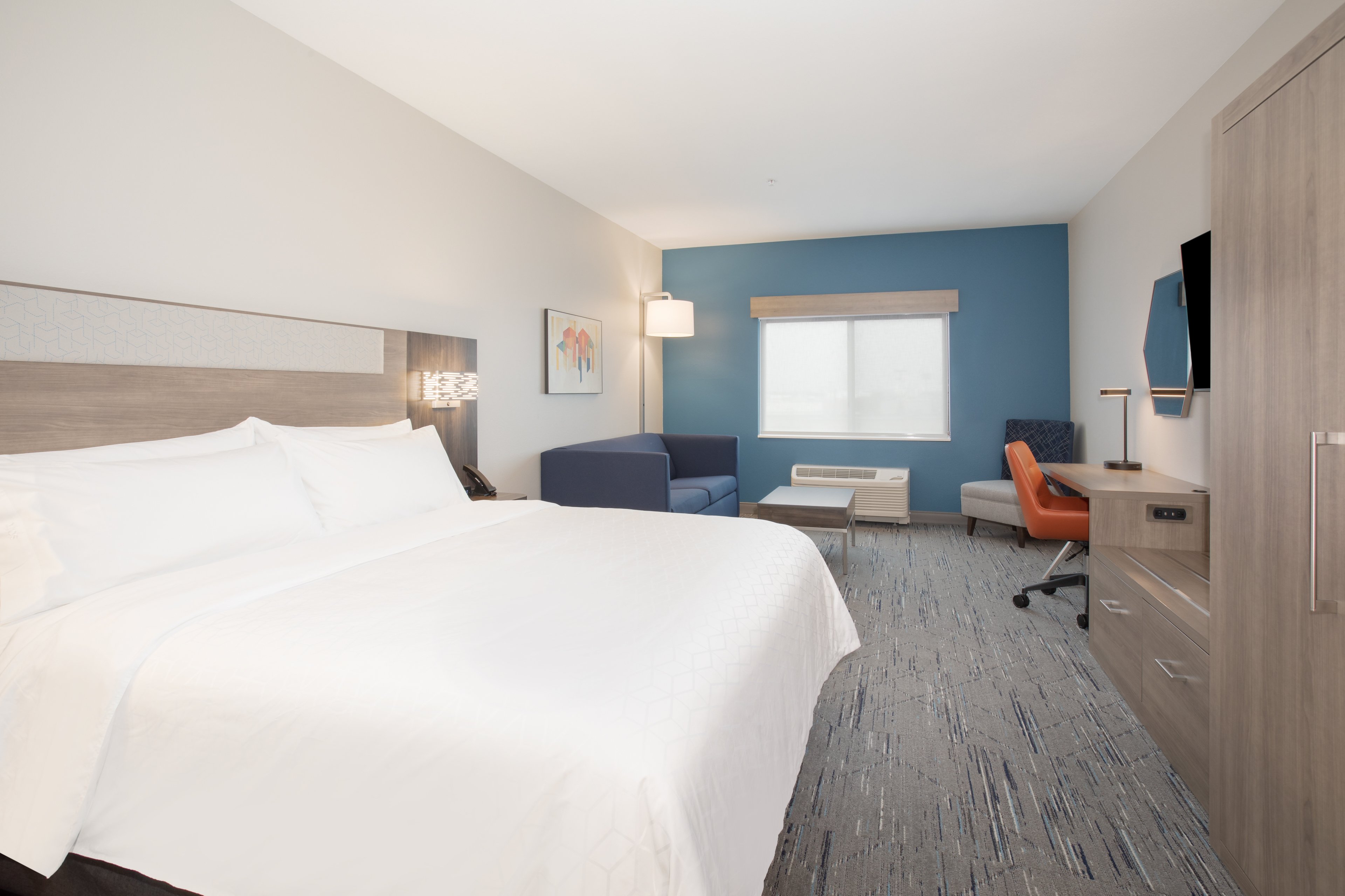 Holiday Inn Express & Suites Nampa - Idaho Center 27/78