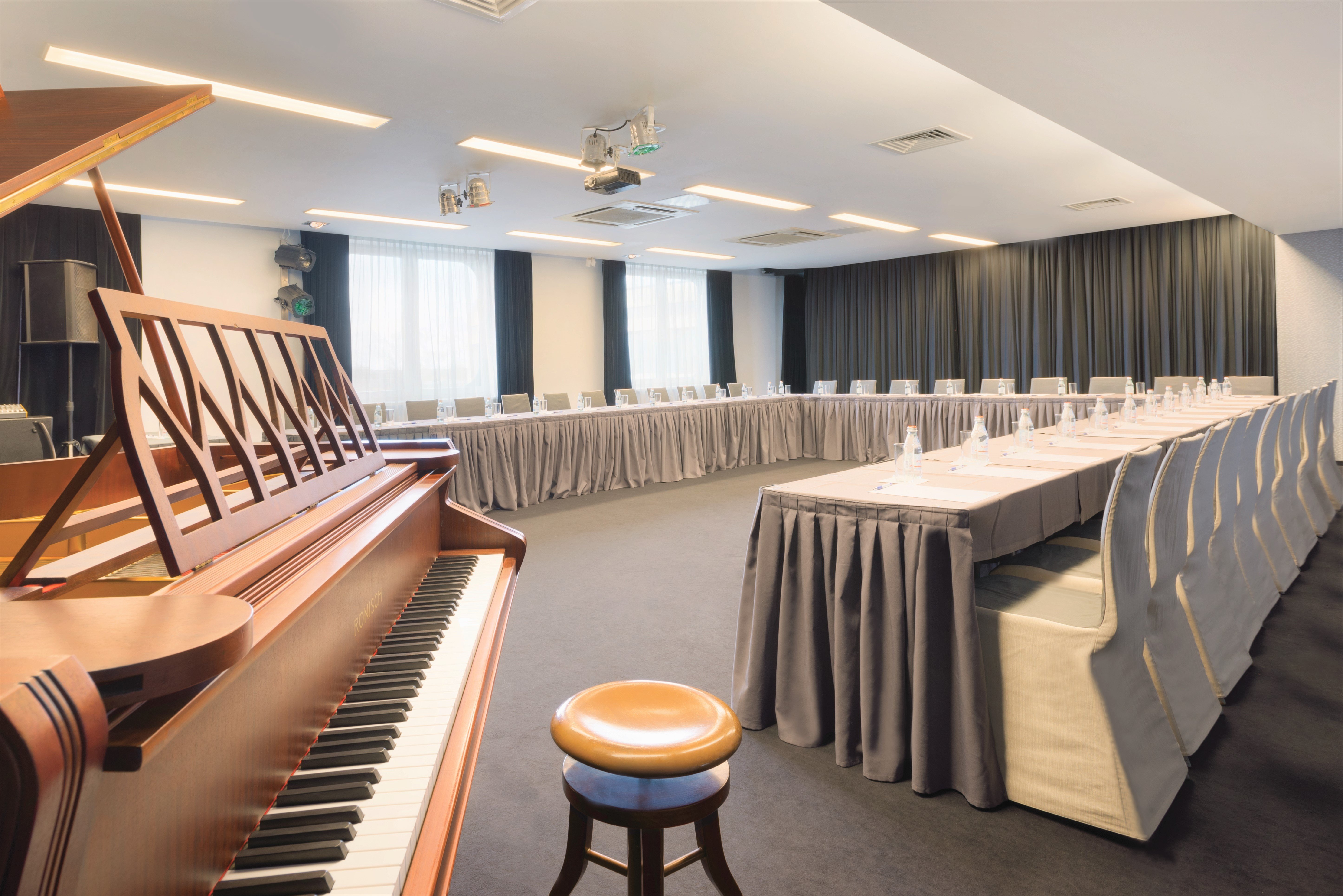 Rija Vef Hotel 28/35