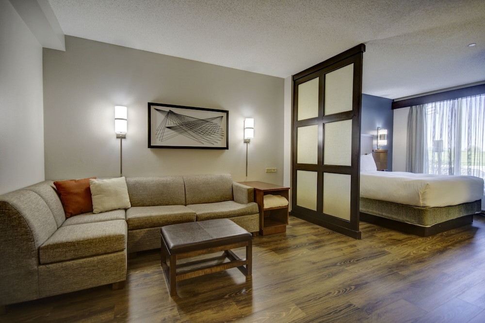 Hyatt Place Grand Rapids-South 40/67
