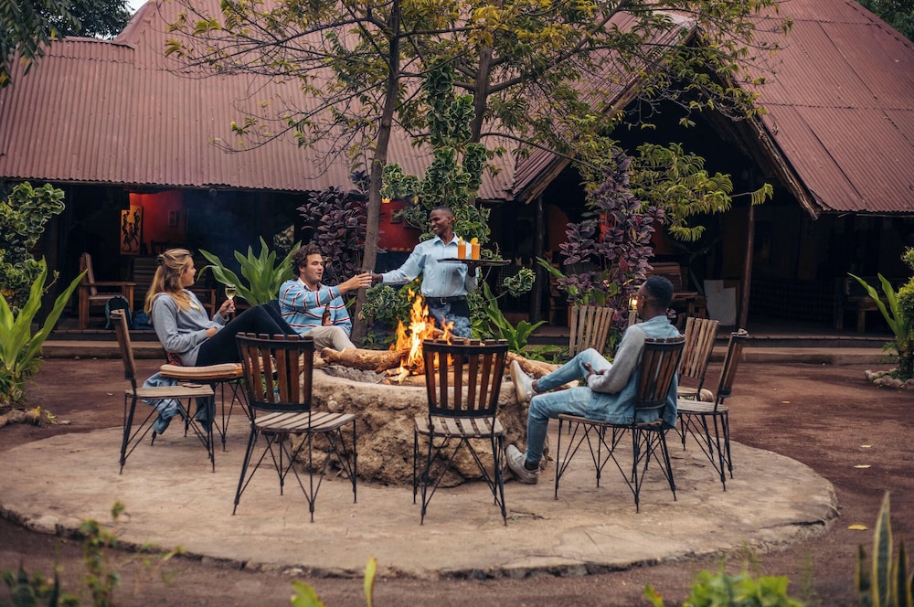 MIGUNGA TENTED CAMP 24/47
