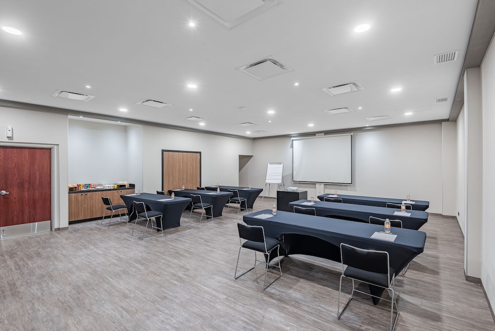 City Express by Marriott Queretaro 43/55