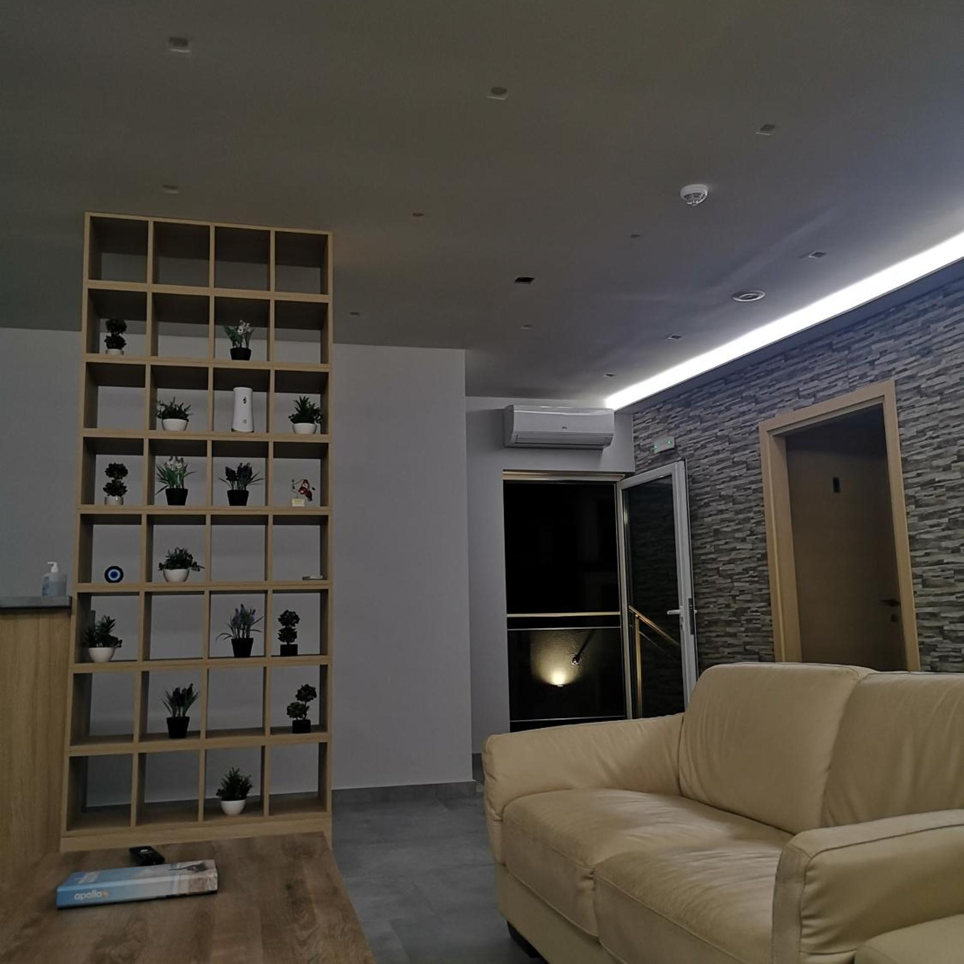 Three Island View Hotel 86/103