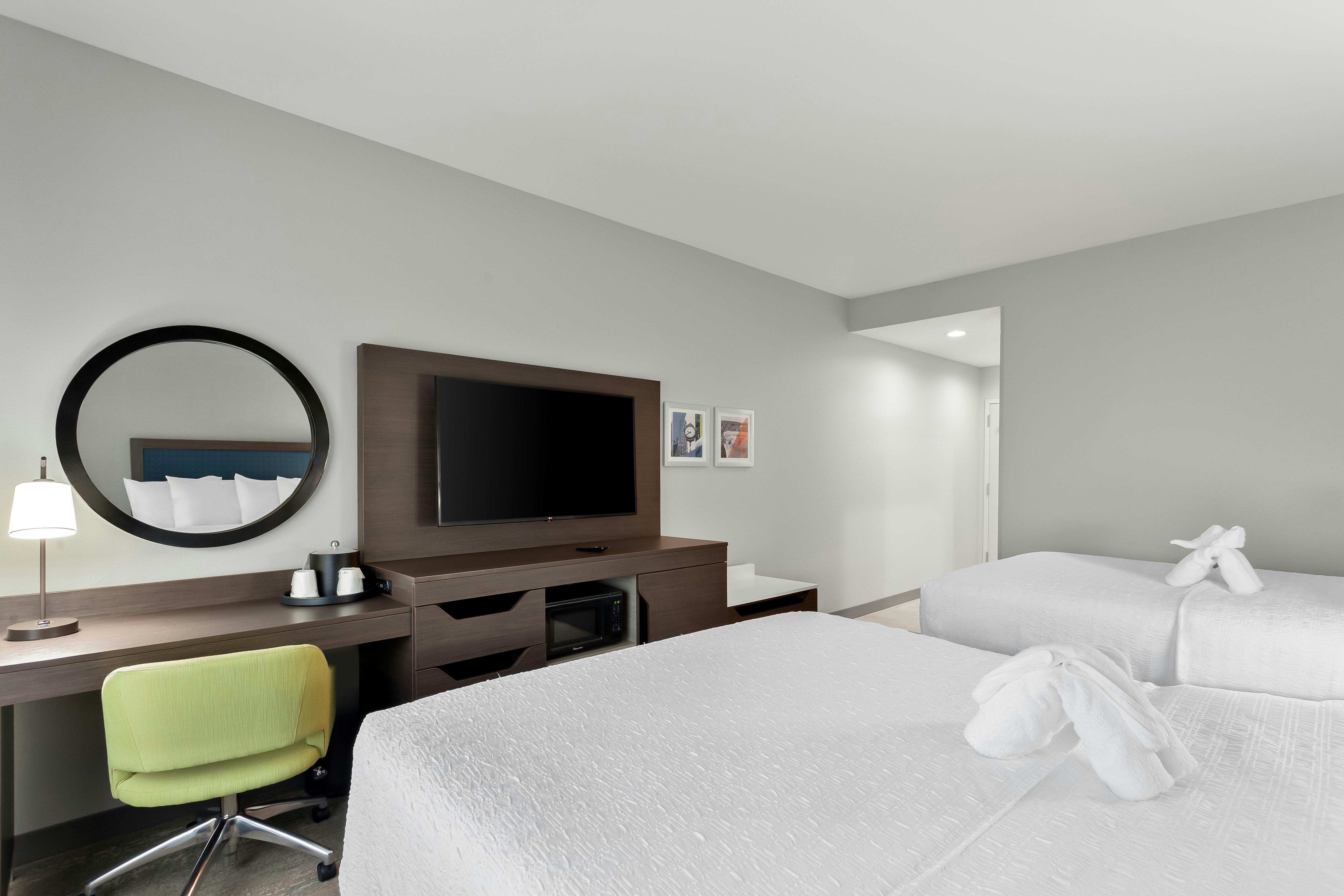 Room, 2 Queen Beds, Accessible, Hampton Inn Huntley Chicago 4/6