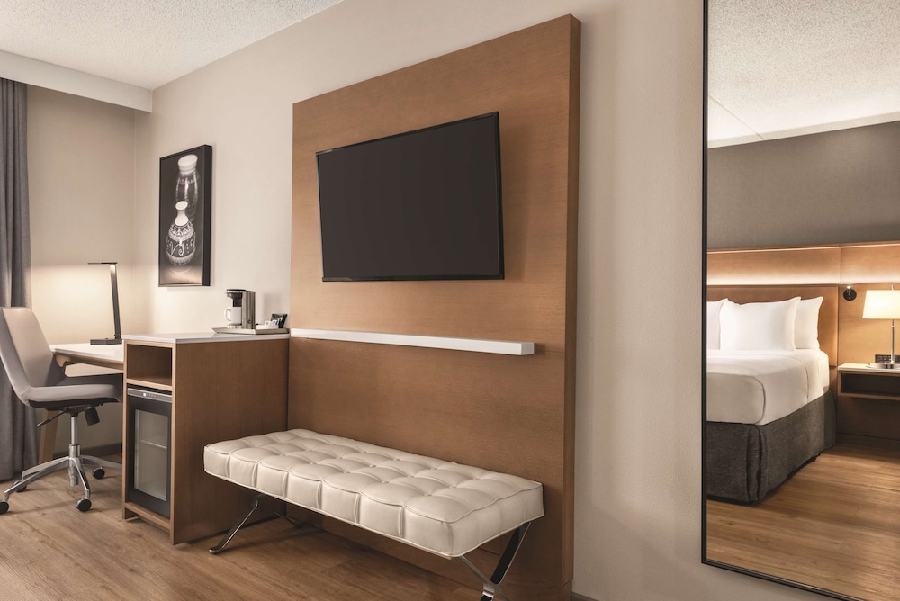 Oneida Casino Hotel 5/60