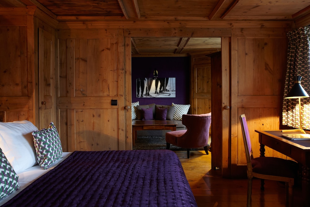 Hotel Mont Blanc 33/56