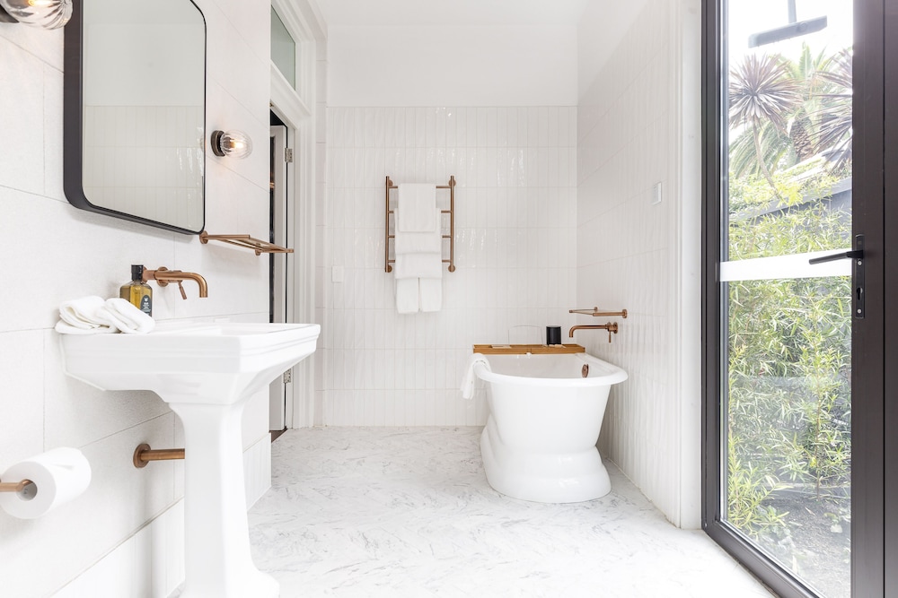 The Albert Hotel Mosman 46/50