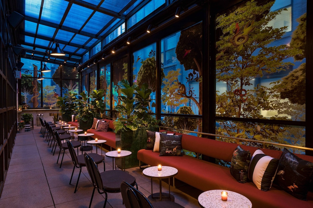 Moxy NYC Chelsea 49/56