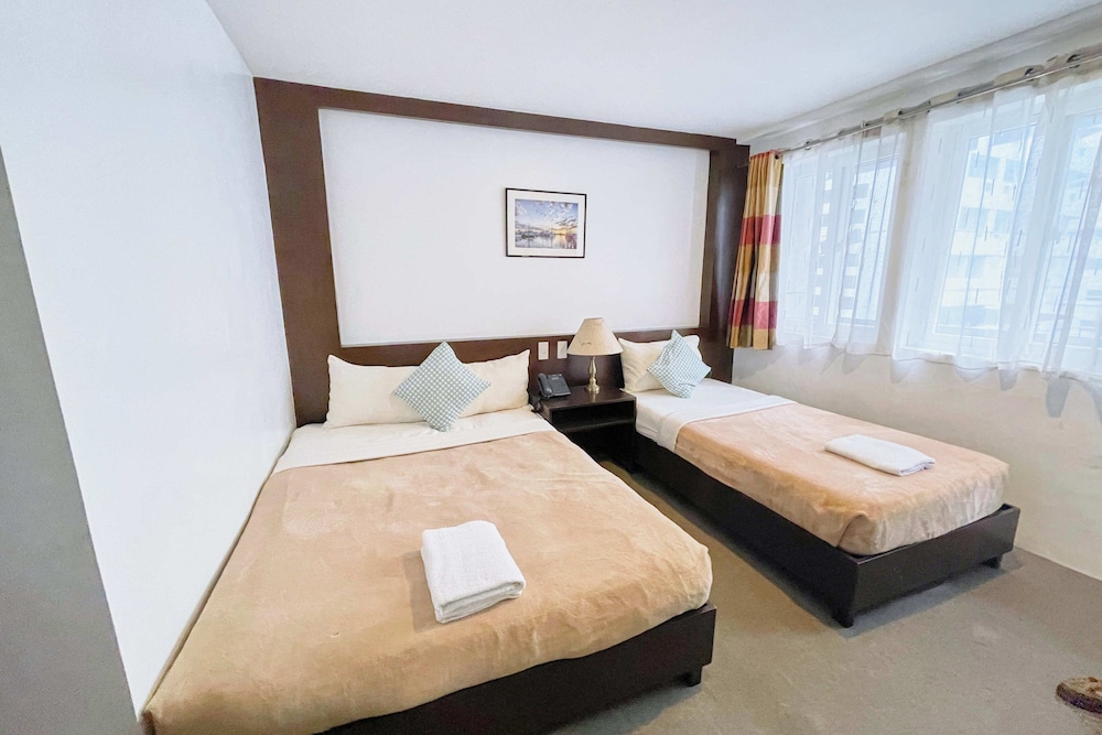 Zen Rooms Makati Amorsolo 31/59
