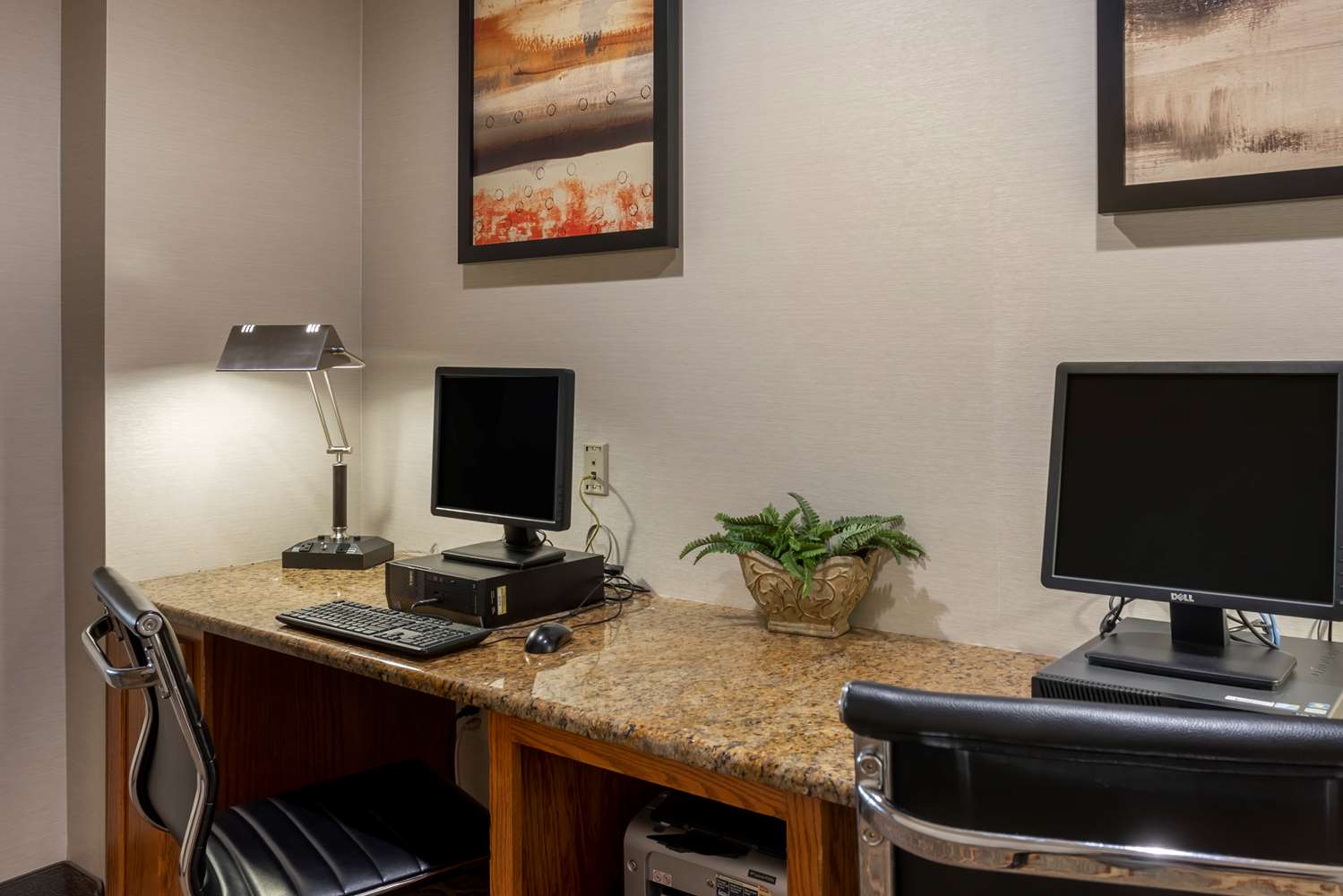 Best Western Plus Capital Inn 39/48