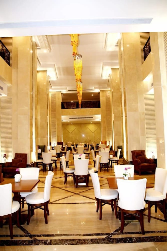 فيوليت(Violet Al Azizia Hotel) 40/50