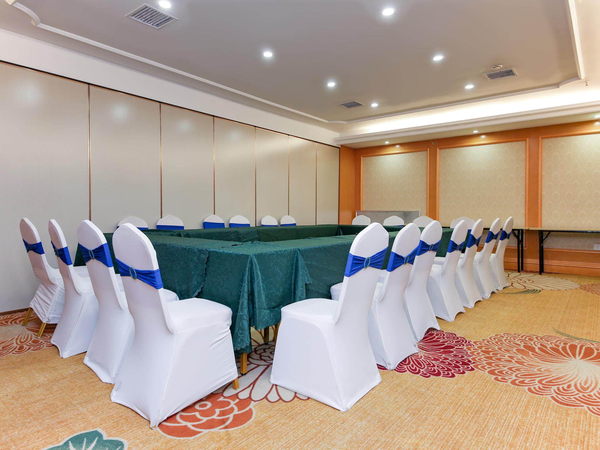 Vienna International Hotel (Wuhan Guanggu Railway Station Huanglongshan Metro Station) 23/23