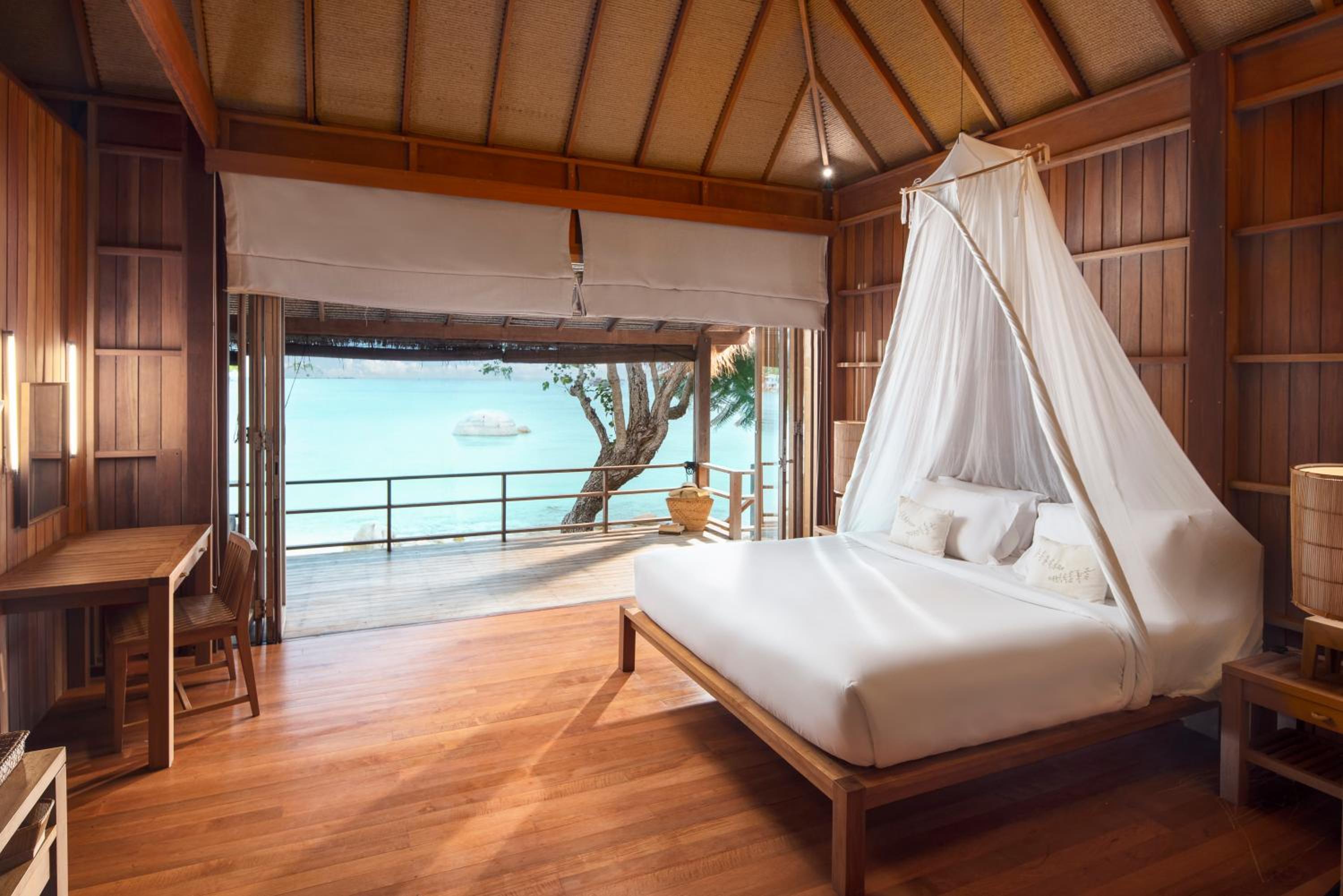 Room at Haad Tien Beach Resort, KOH TAO - KOH NANGYUAN