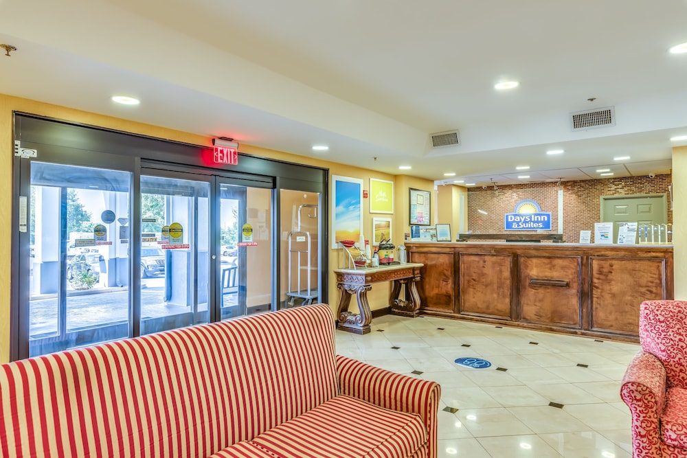 Days Inn & Suites by Wyndham Prattville-Montgomery 26/39