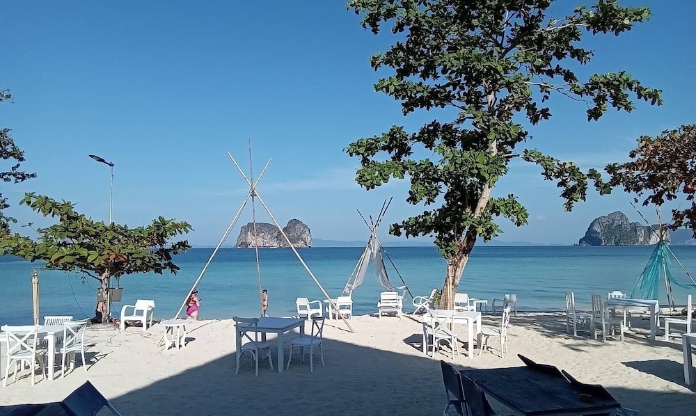 Mayalay Beach Resort 30/50