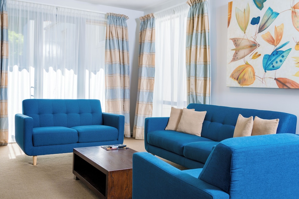 Boulcott Suites 46/70