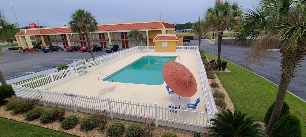 Econo Lodge Tifton 1/19
