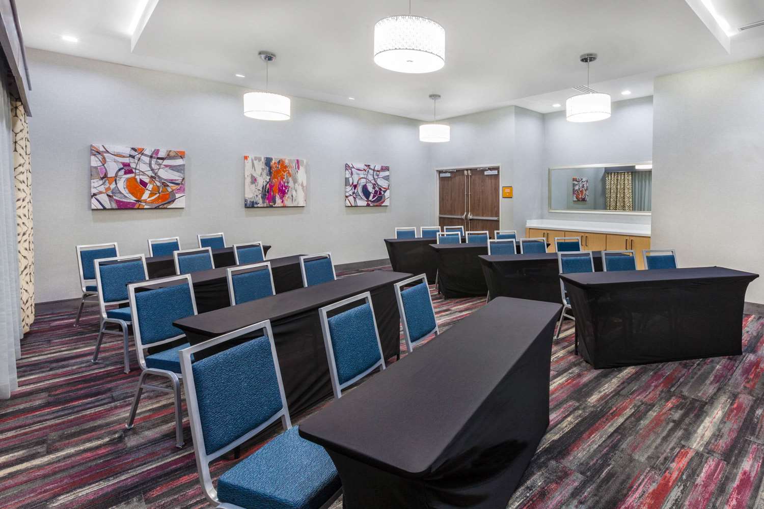La Quinta Inn & Suites by Wyndham Houston East at Sheldon Rd 31/52