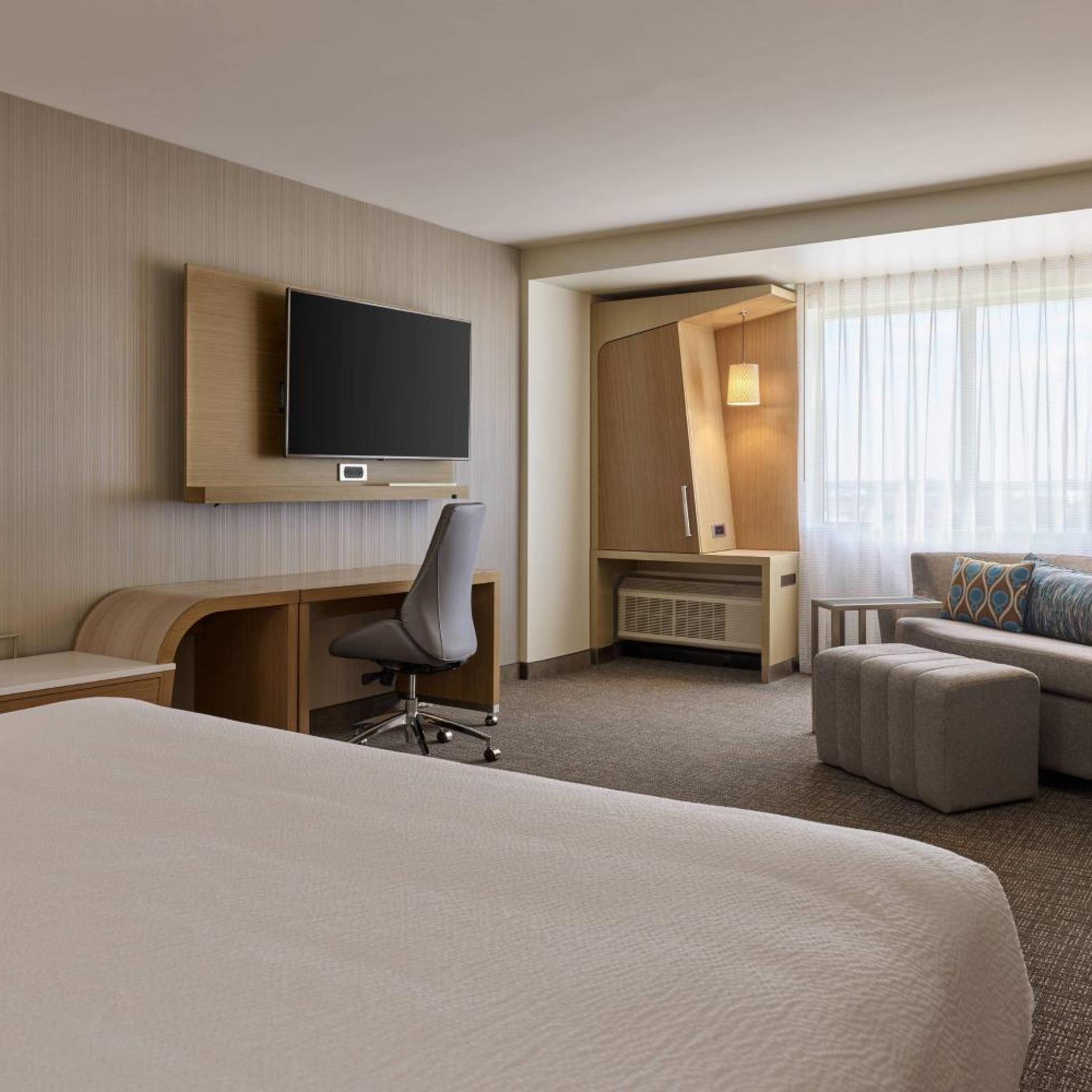 Room at Courtyard Denver Aurora, AURORA - CO