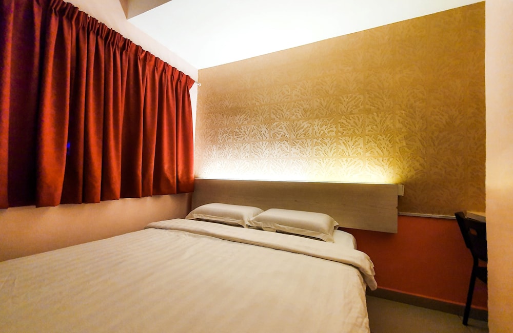 De Uptown Hotel Pj 222 14/57