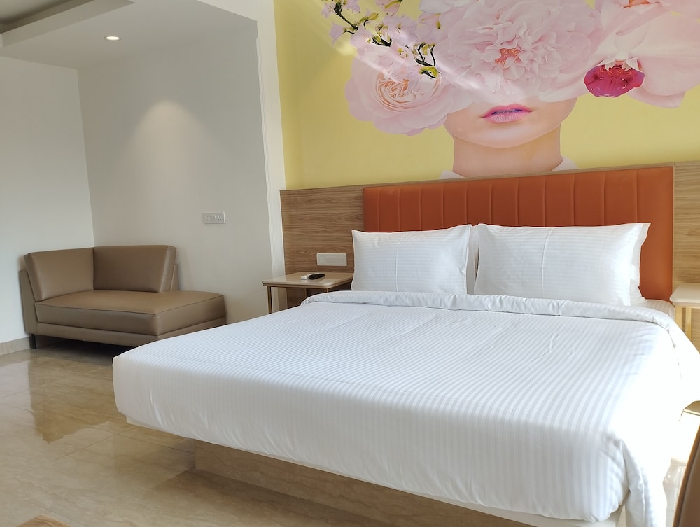 Alivaa Hotel Gurugram Sohna Road 26/60
