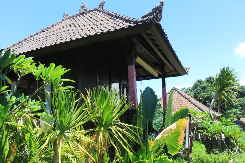 Sunrise Hut's Lembongan 5/54