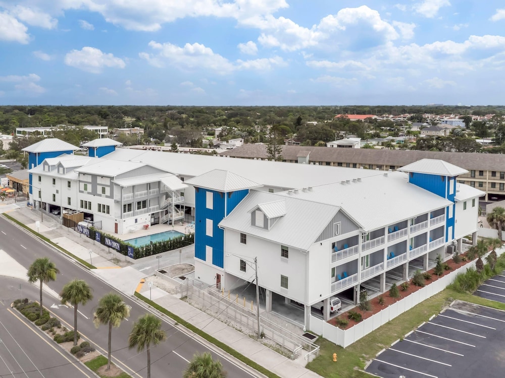 The J Hotel Dunedin Clearwater, an Ascend Collection Hotel 1/50