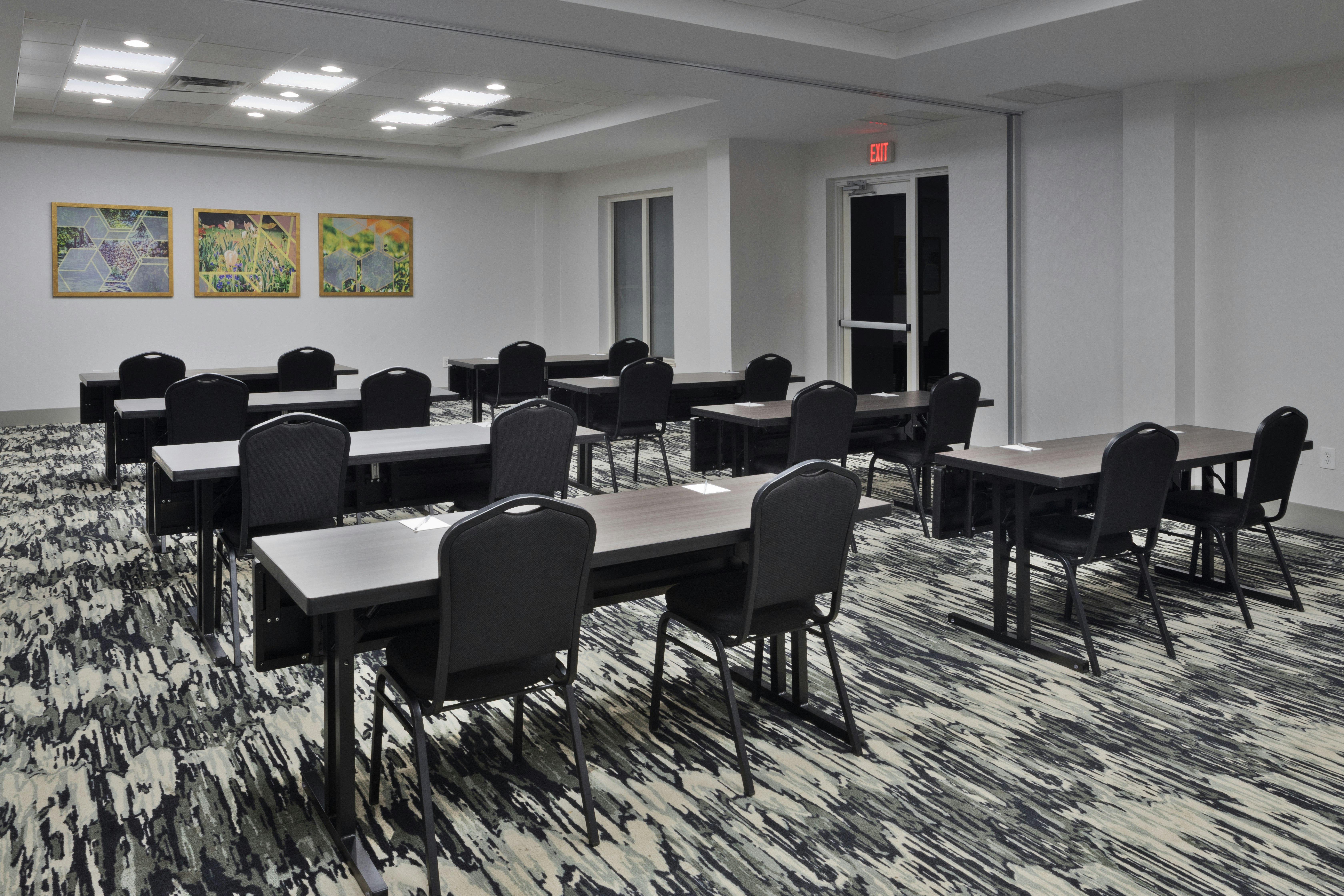 Hilton Garden Inn Birmingham Lakeshore Drive 18/27