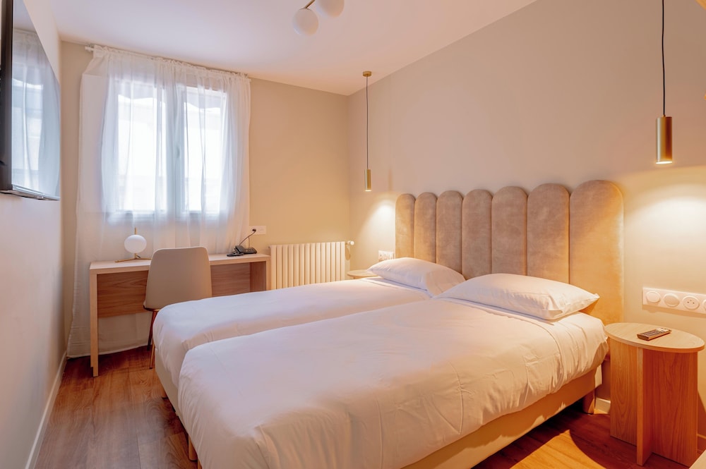 GRAND HOTEL SENIA 36/65