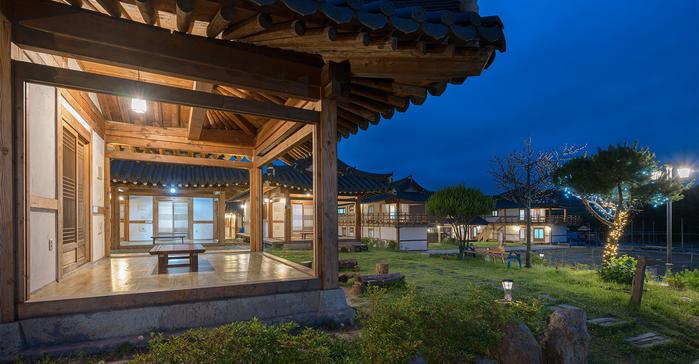 Gyeongju Hanok Pen Town Pension 32/52
