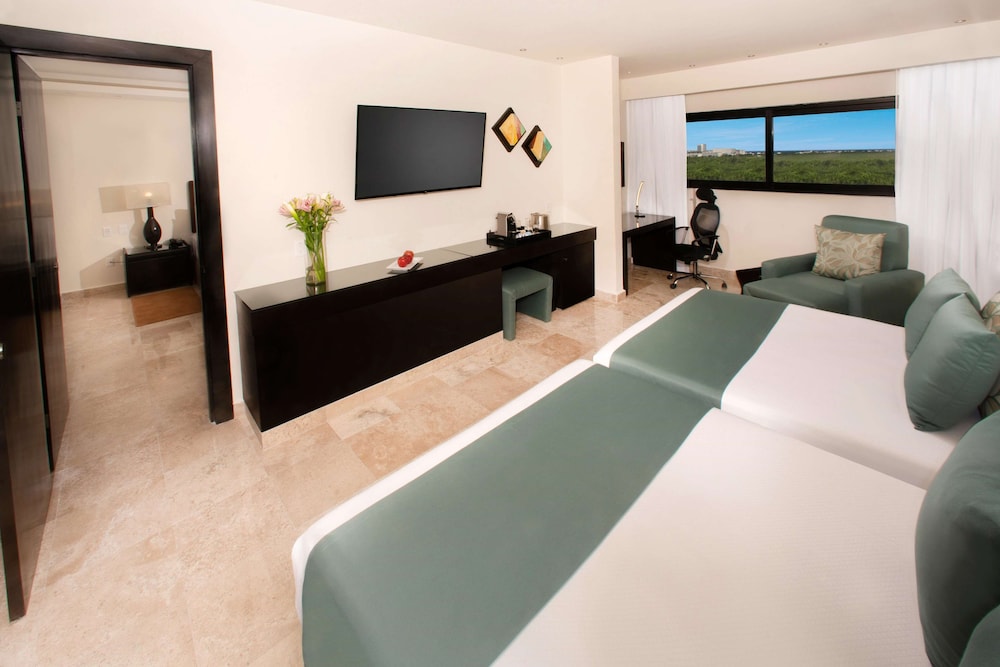 Smart Cancun The Urban Oasis 37/61