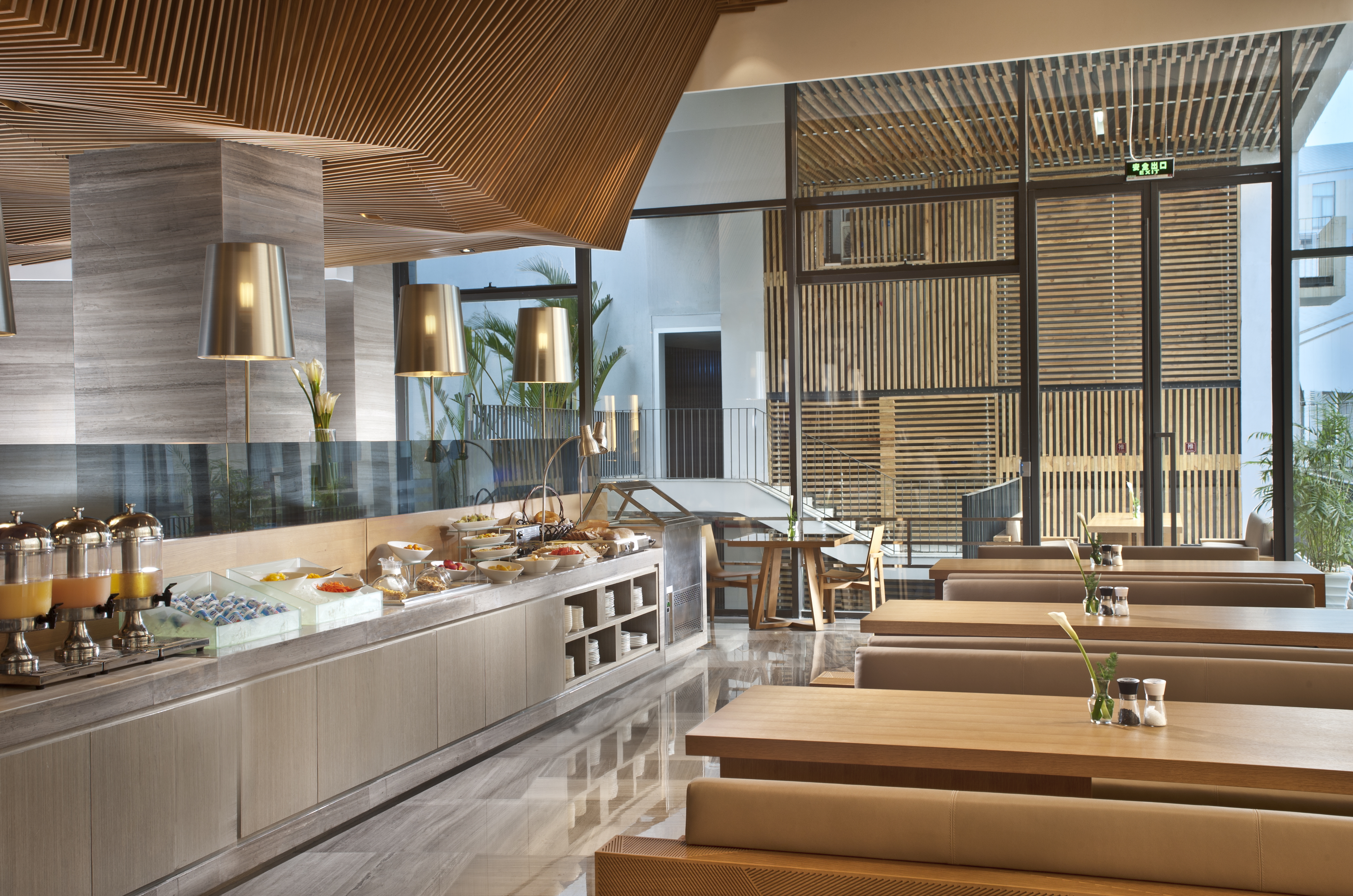 CM+ Serviced Apartment Shenzhen Hillside 35/36