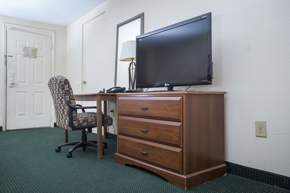 Motel6 Sandersville, GA 46/59