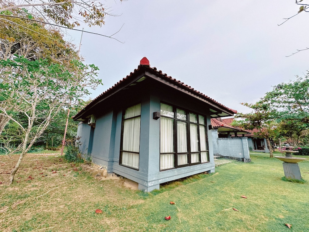 Lorin Beach Resort Belitung 3/50