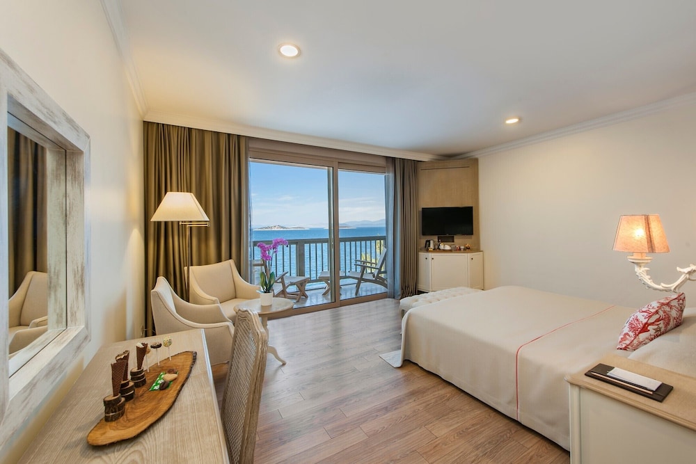 Sarpedor Boutique Hotel 4/48
