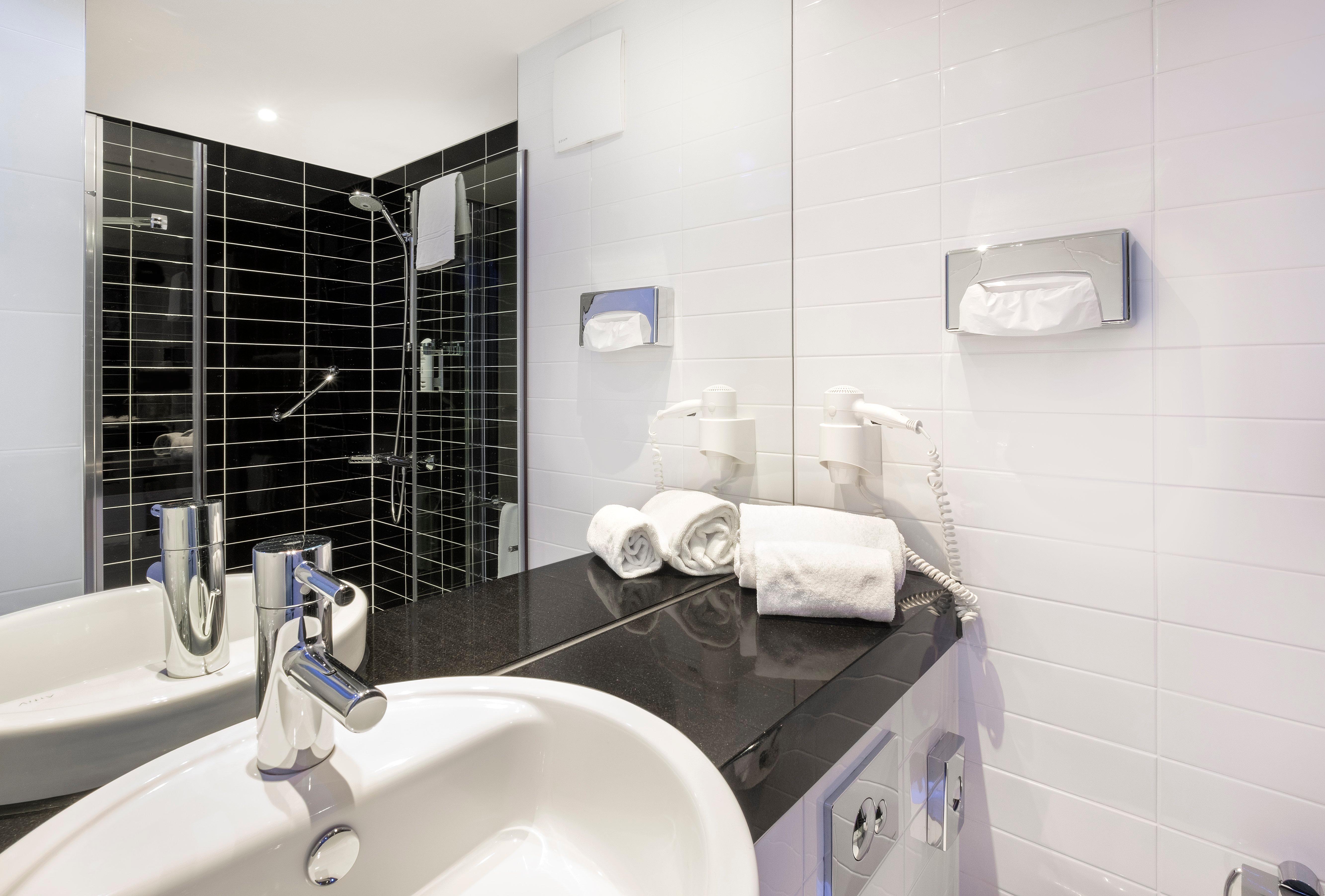 غرفة بسرير كوين، Holiday Inn Express Friedrichshafen 6/7