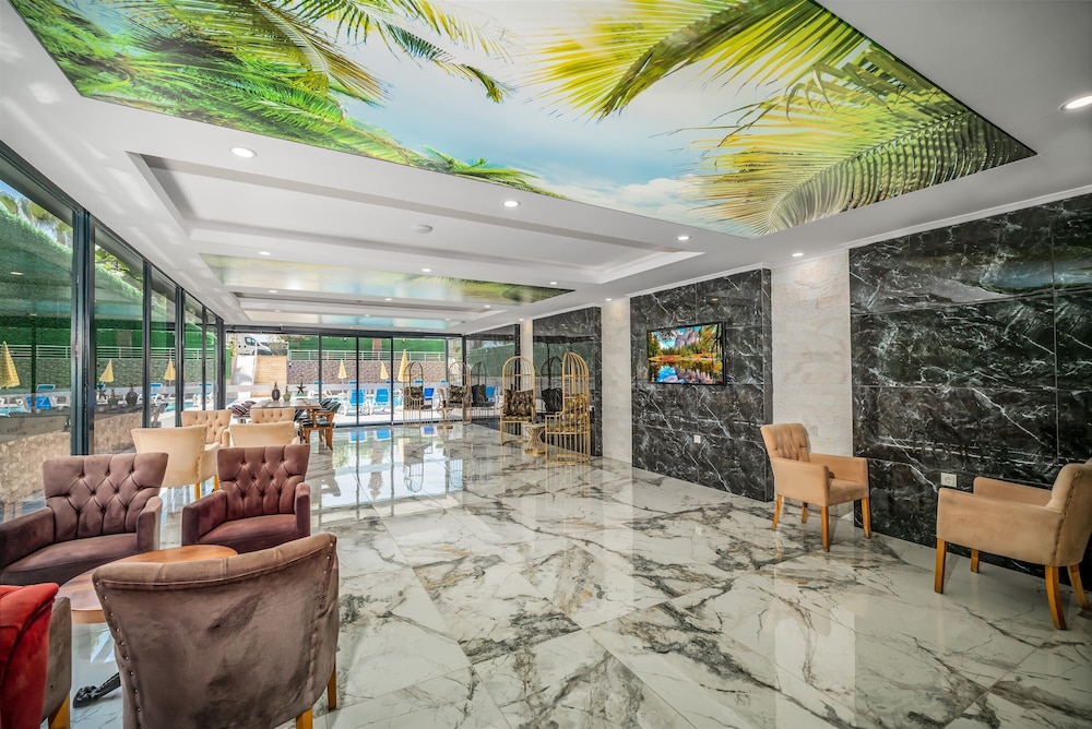 Arsi Paradise Beach Hotel 12/36