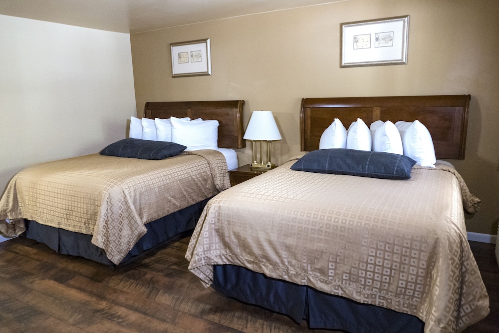 Abram Inn & Suites 32/65