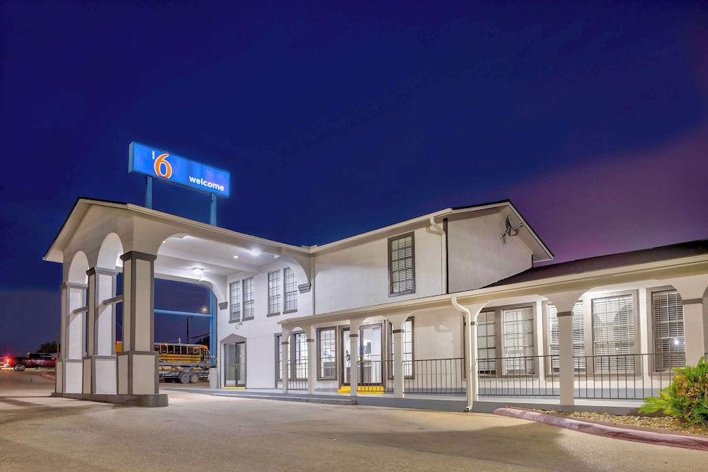 Motel6 Bryan, TX - College Station in BRYAN - TX