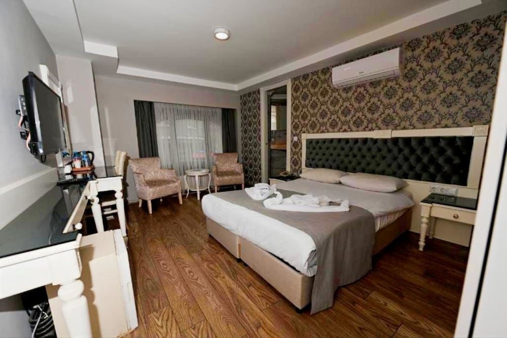 Albatros Premier Hotel 27/57
